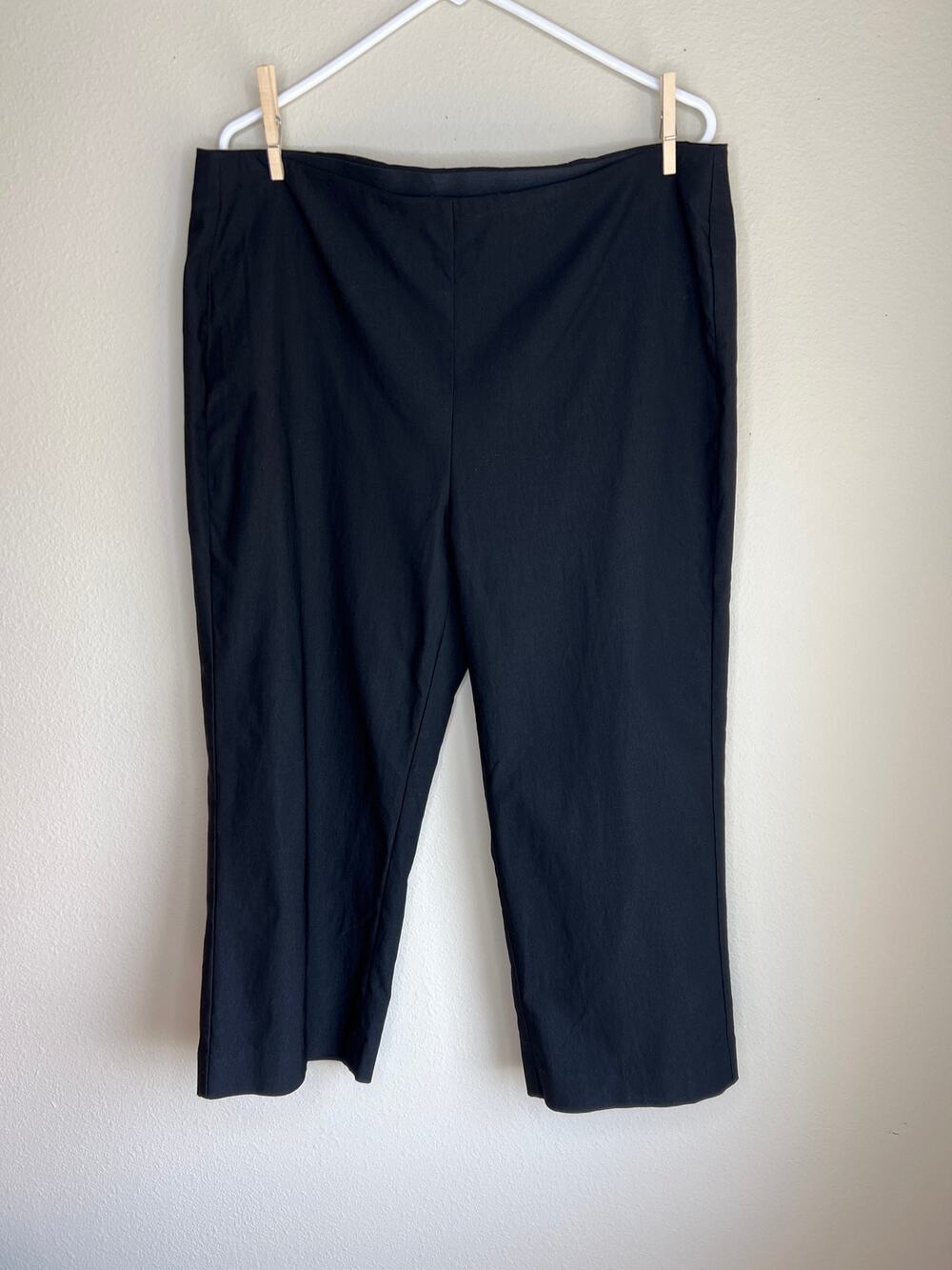 Chicos Size 3 XL Black Pull On Cropped Wide Straight Leg Pants Resort Everyday